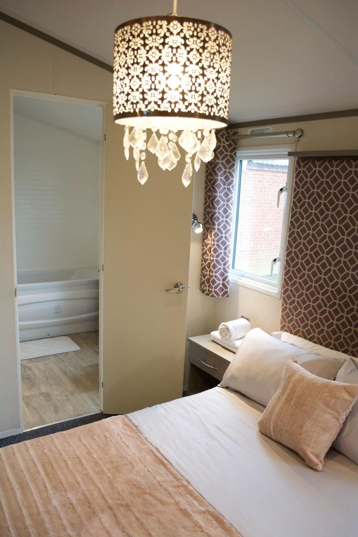 Cosy For 6 In Great Billing * Northampton